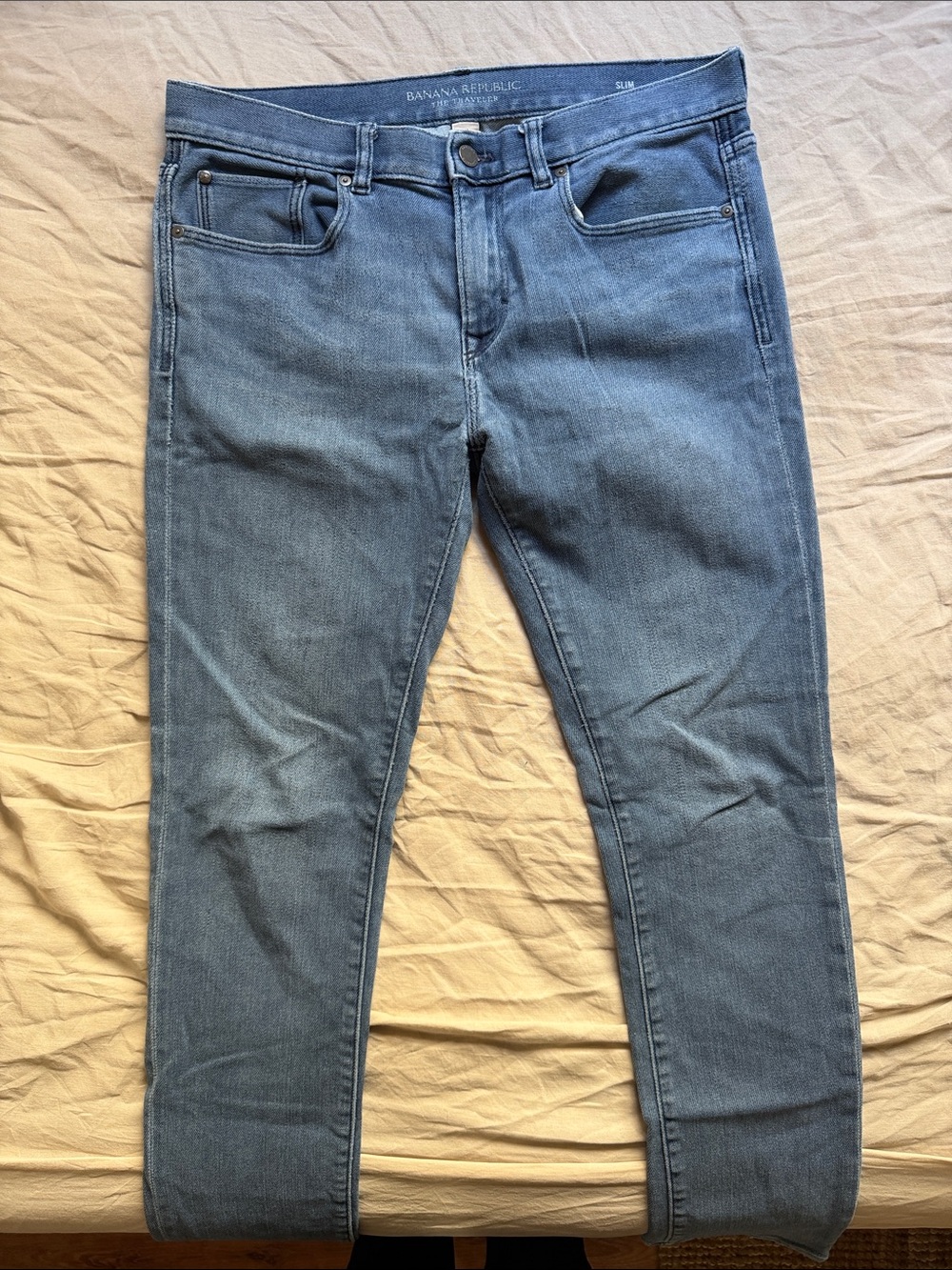 Banana Republic Slim Men’s “The Traveler” Jeans